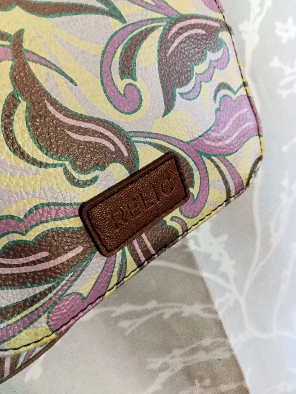 RELIC Boho Paisley Print Crossbody Bag | Adjustable Strap - Picture 4 of 14